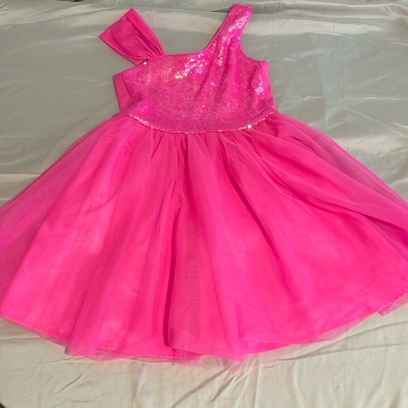 Cat & Jack Other - Cute little girls dress ! Great for any occasion 💖